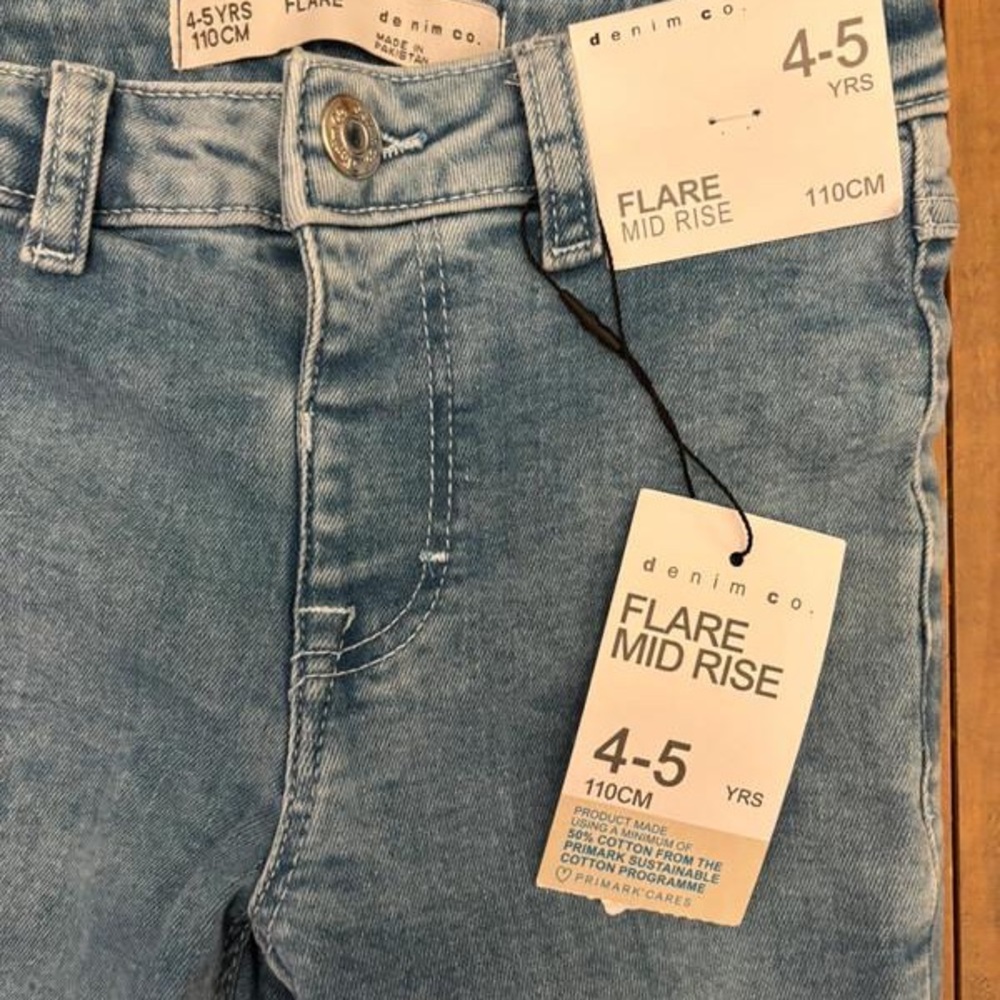 Girls Brand new flare jeans hearts on knees 4-5yrs Primark